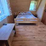 Dworek Na Skraju Lasu Willa *