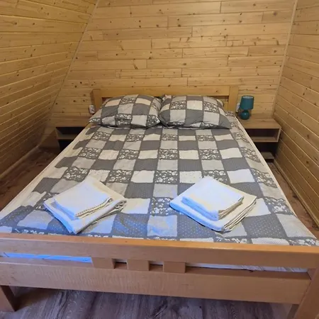 Dworek Na Skraju Lasu Вилла
